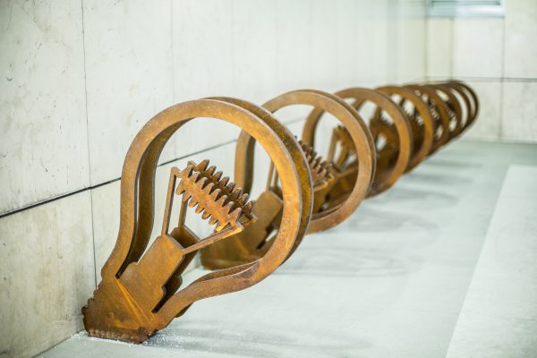 Corten biciklitartó